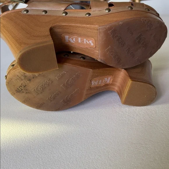 Korks by Kork Ease Platform Clogs Sandals in Washed Tan Buckle Studs Size 7 - Picture 10 of 10